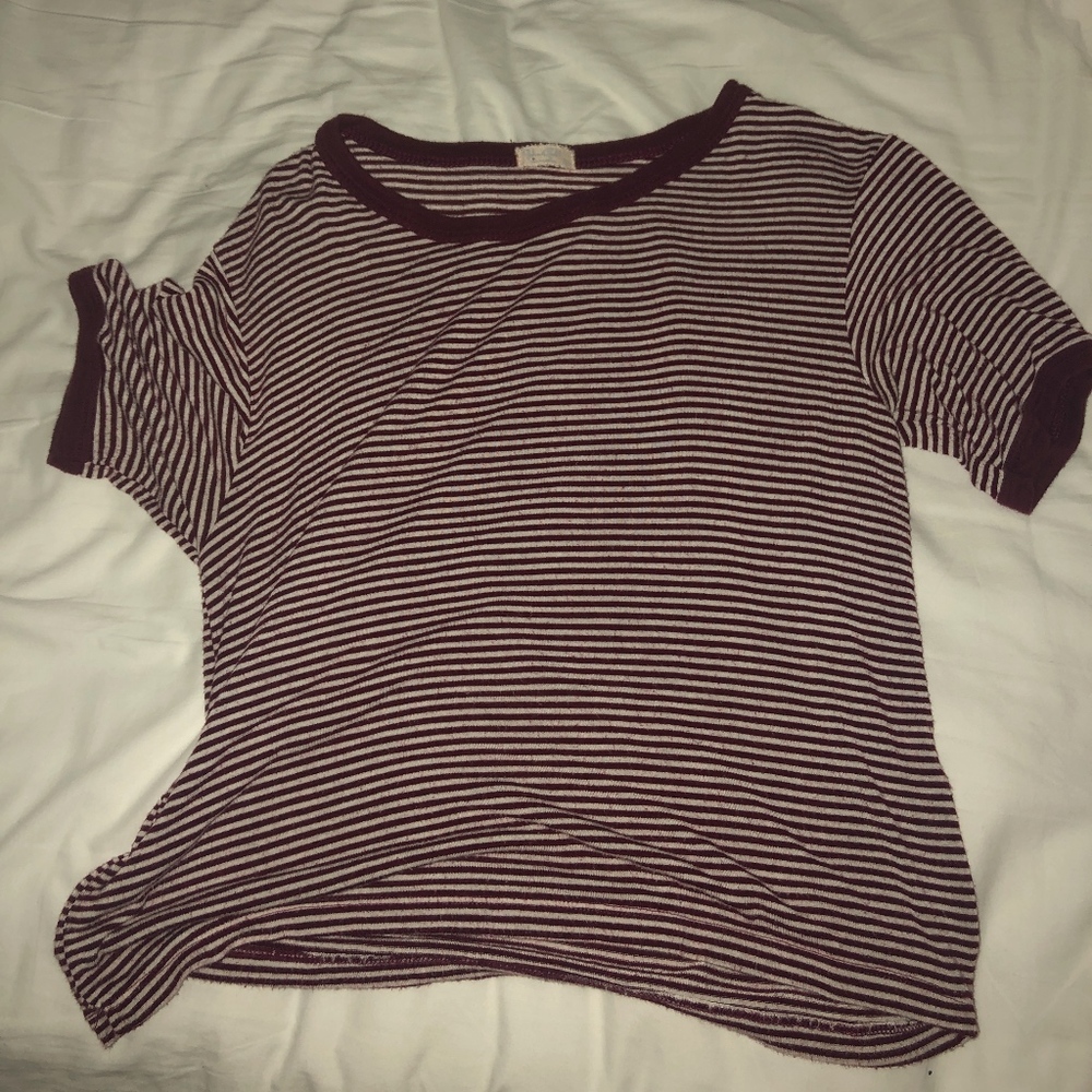 Maroon and white t shirt